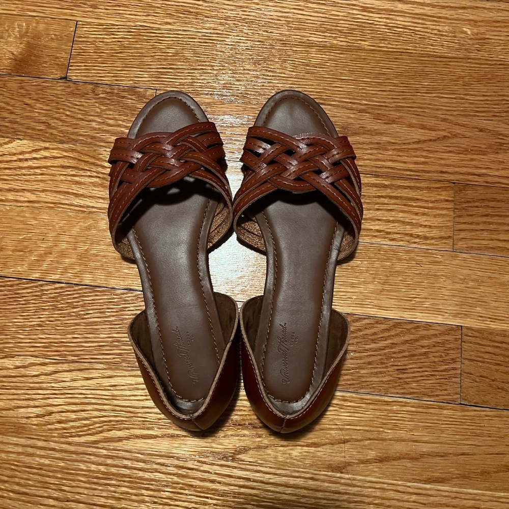 Brown Flats, size 8